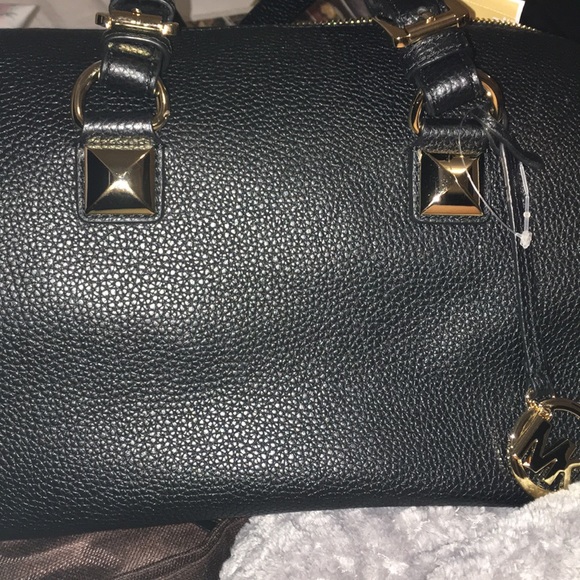 Michael kors satchel
